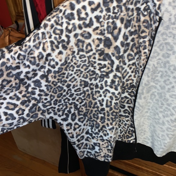 Victoria’s Secret Victoria Sport Cropped Jacket - Picture 7 of 10